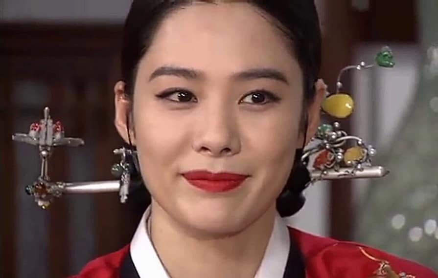 PLOT, PLAN, AND PURSUE: THE 3 P’S YOU NEED TO GET (AND KEEP) A POSITION OF POWER